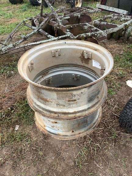 10-20 tractor rims, row:4