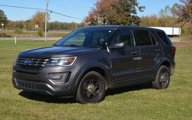 2017 FORD Explorer image