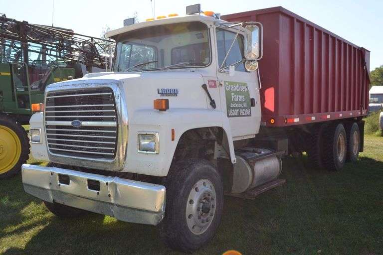 1994 FORD LNT8000 Grain Truck image