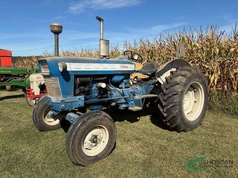 Ford 5000 Tractor, diesel, Select-o speed, single remote, 3 point, PTO image