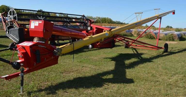 Westfield MKX10-63 Grain Auger image