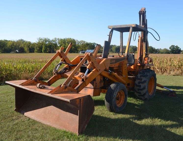 CASE 580B Backhoe image