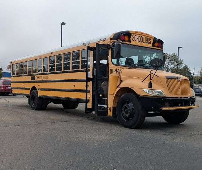 2010 IC School Bus image