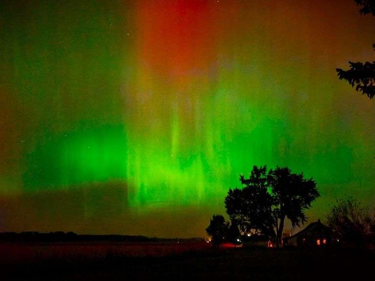 40 x 30 Canvas Print Picture of Northern Lights image