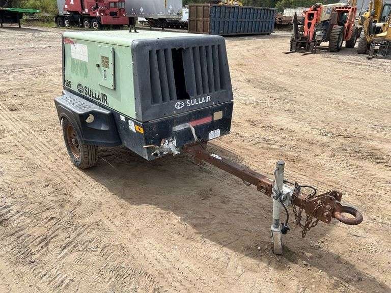 Sullair 185 Tow Behind Air Compressor image