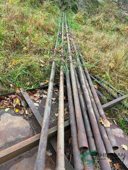 Oil well casing pipe image