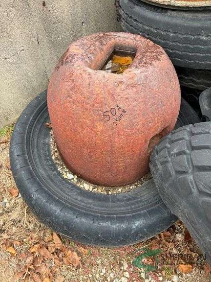 2500 pound frost ball image