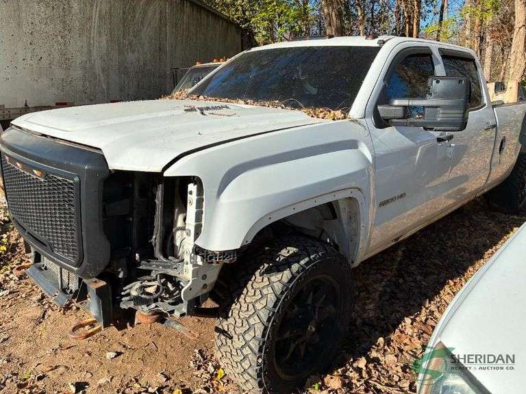 2015 GMC Sierra Pickup Truck, VIN # 1GT12XE84FF540043 image