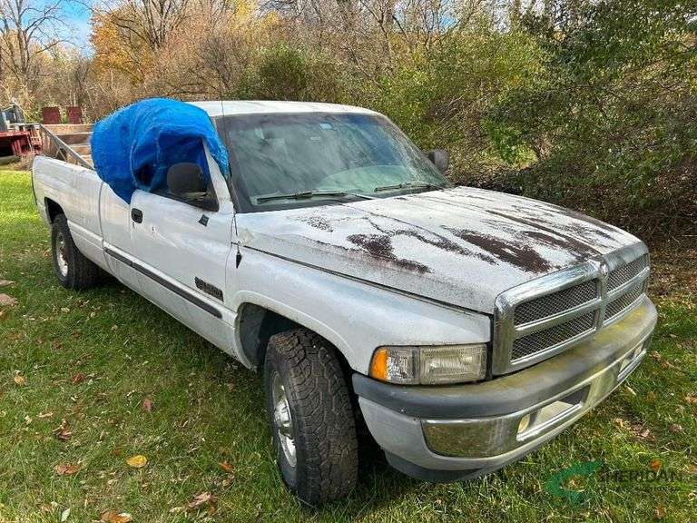 2000 Dodge Ram Pickup Pickup Truck, VIN # 3B7KC2369YG117157 image