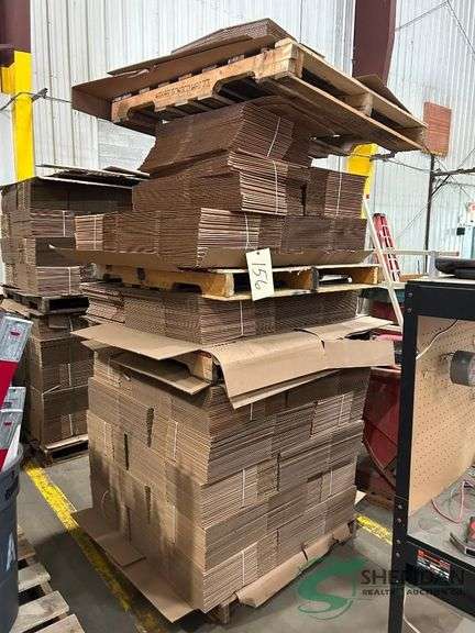 (2) Pallets of unused boxes image