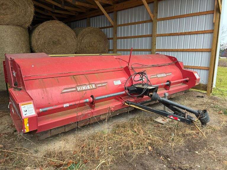 Hiniker 5610 stalk chopper/wind rower small 1000 PTO image