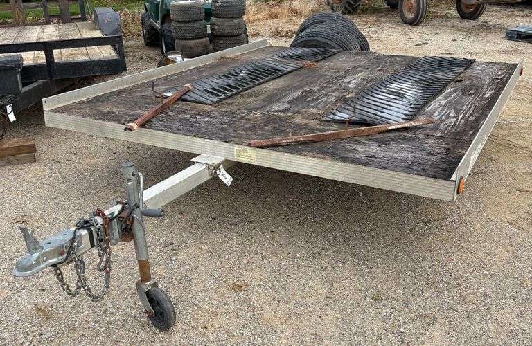 1994 Triton Snowmobile Trailer image