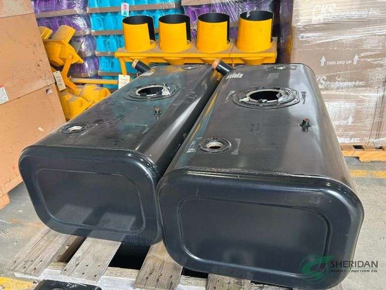 (2) Fuel tanks image