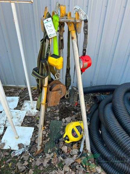 Tripod and harnesses for lowering into man hole image