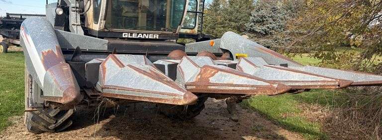 Allis/Gleaner 4 Row Corn head image