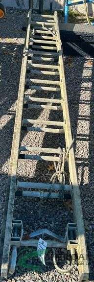 24ft Extension ladder image