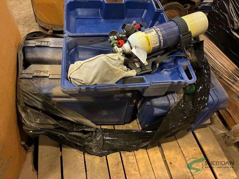 SCBA units air breathing tanks image