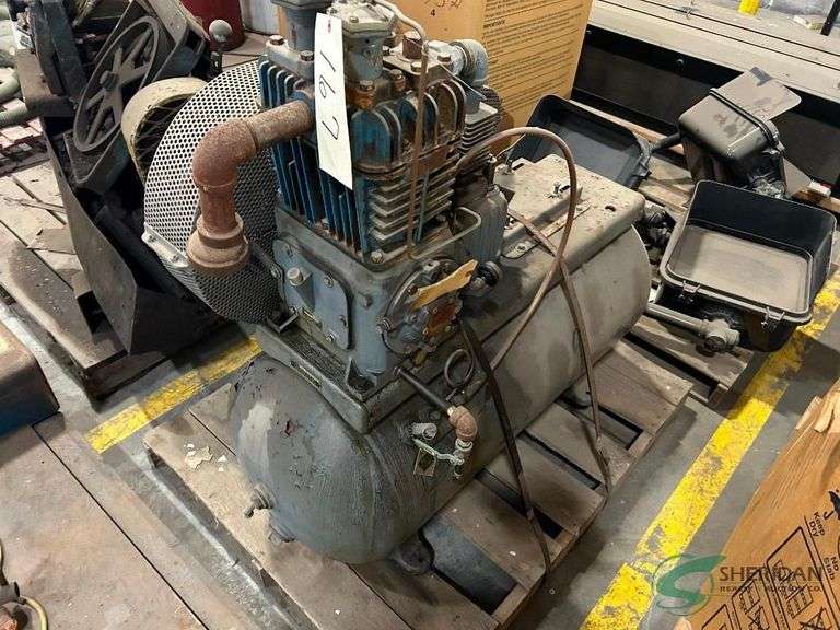 Air compressor image