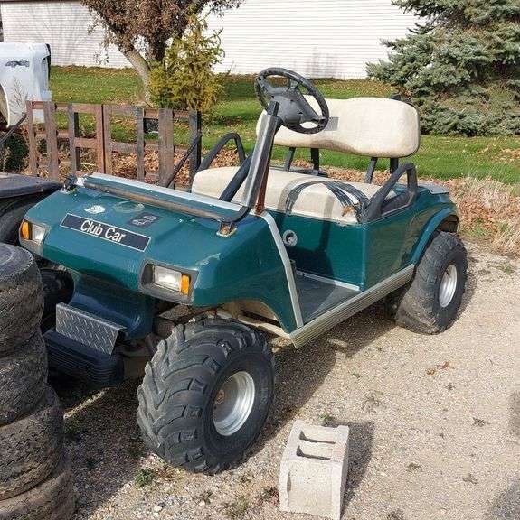 Club Car Golf Cart image