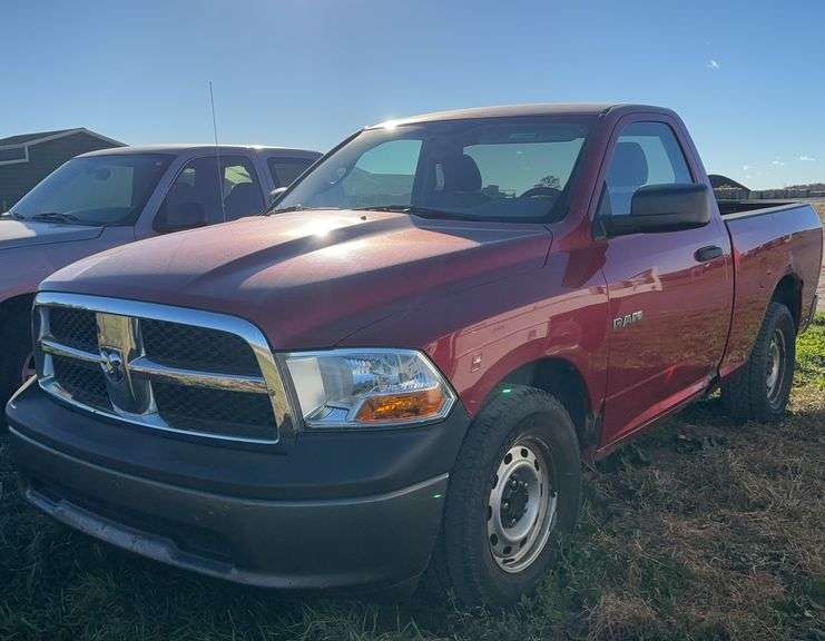2010 Dodge Ram truck , K, row:1