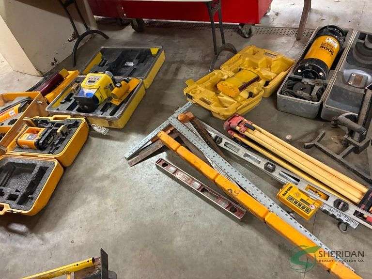 Numerous transit sets, some work some do not image