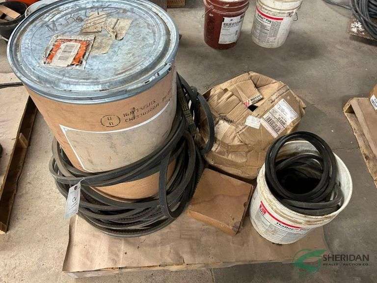 Numerous belts image