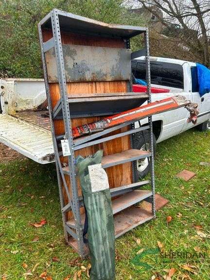 Shelf and contents image