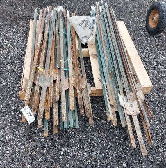 T-Posts & Clips image