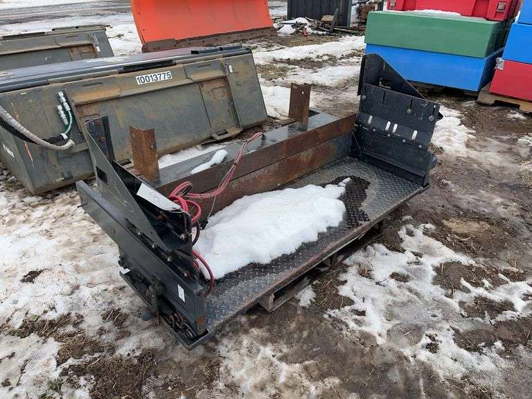 Truck lift gate, row:5 image