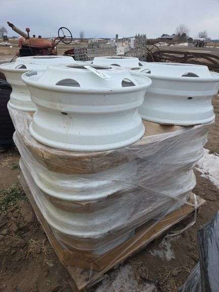 (16) 22.5 hub pilot rims, row:5 image