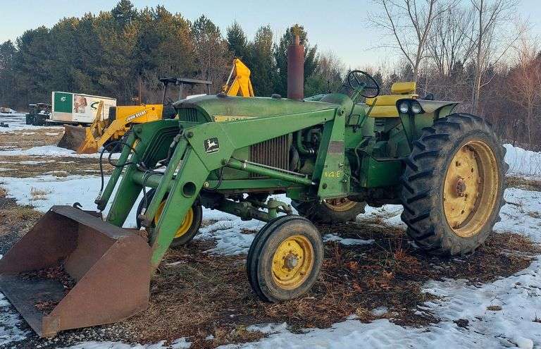 John Deere 3010 w/ Loader image