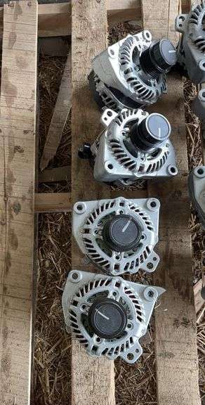 (4) GM alternator take off's, bldg:green image