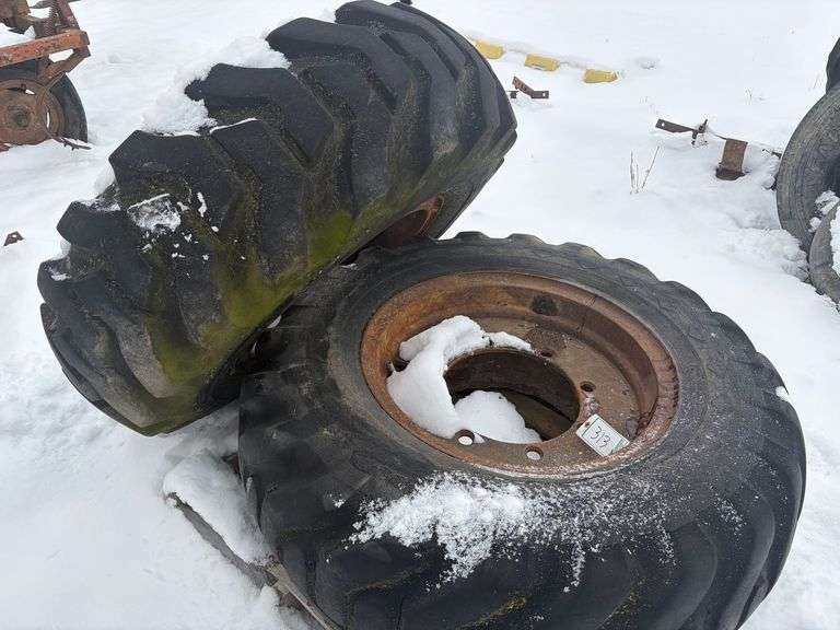 (2) 15.5-25 Tires & Rims image