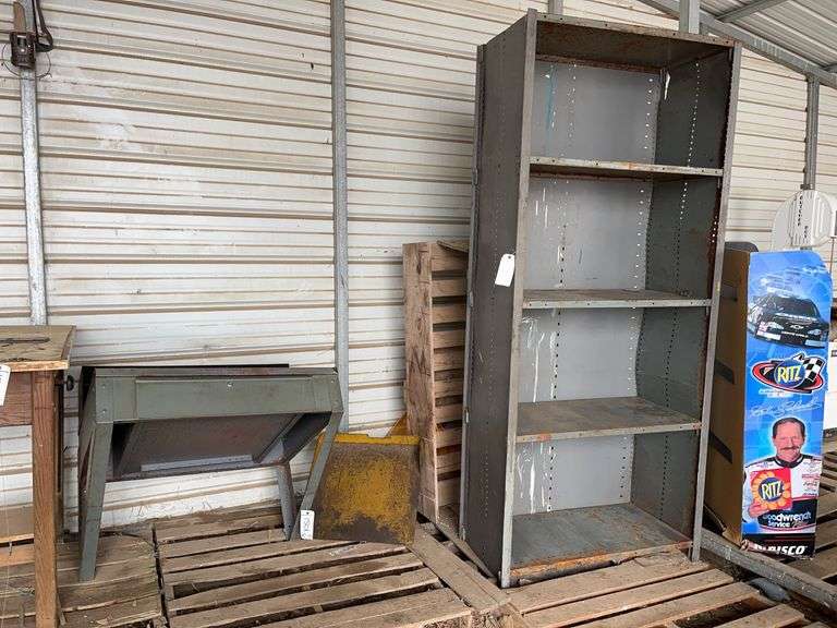 Forman's desk, wall shelf, & shelving, bldg:green image