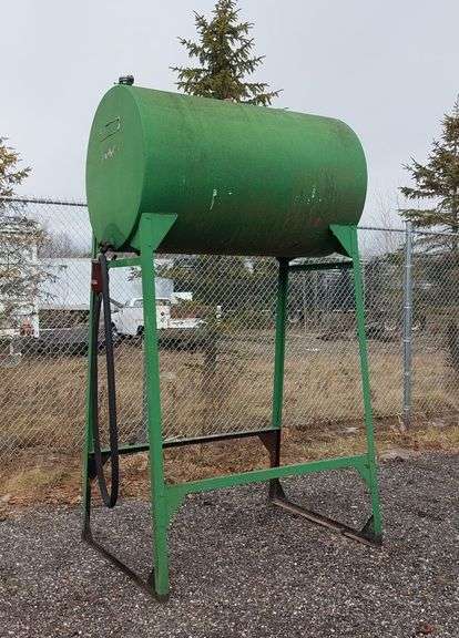 300 Gallon Fuel Tank w/ Pump image