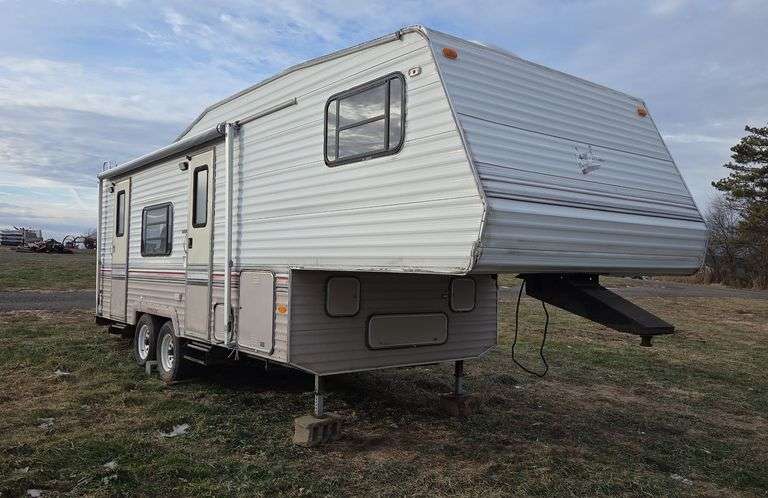 1993 Nomad trailer coach, K row:2 image