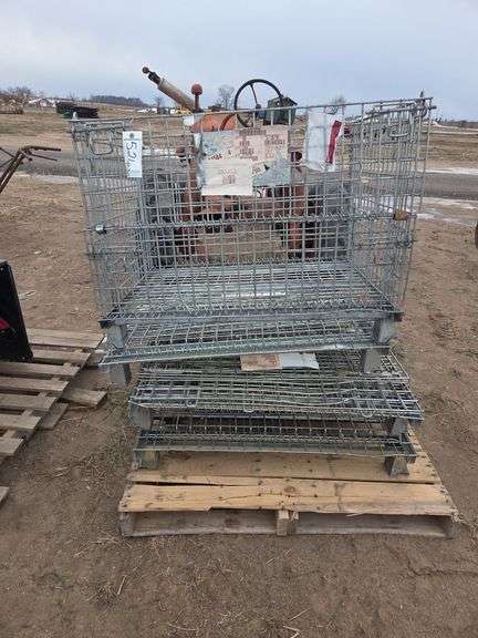 (4) knock down totes, row:5 image