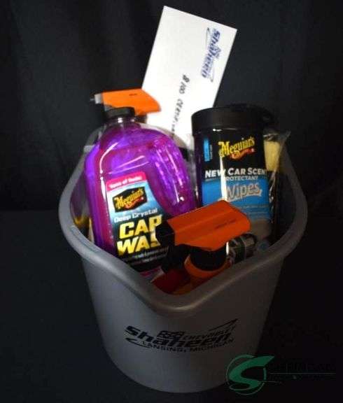 Shaheen Chevrolet - Car Wash Bucket and Gift Certificate image