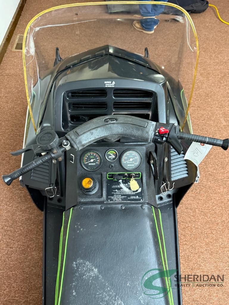 Lot image 10