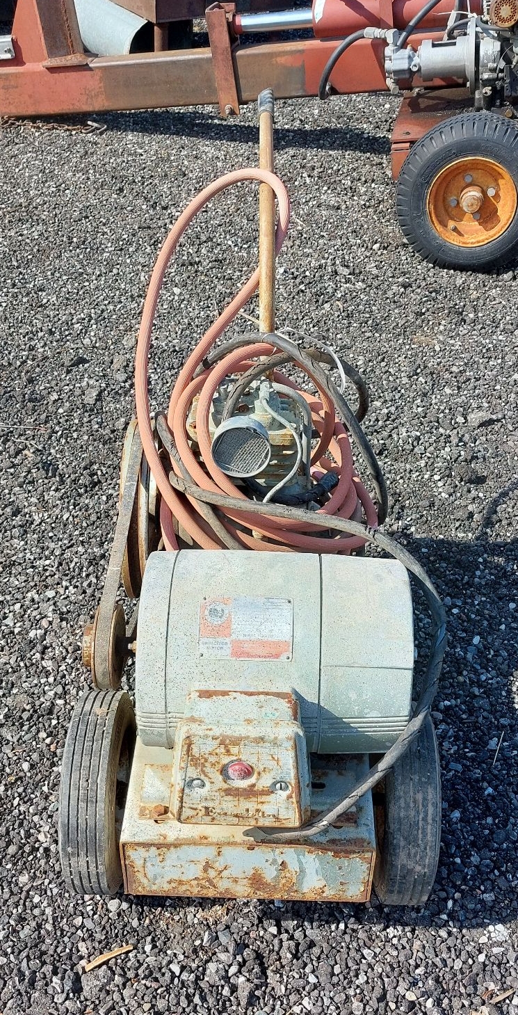 Lot image 4