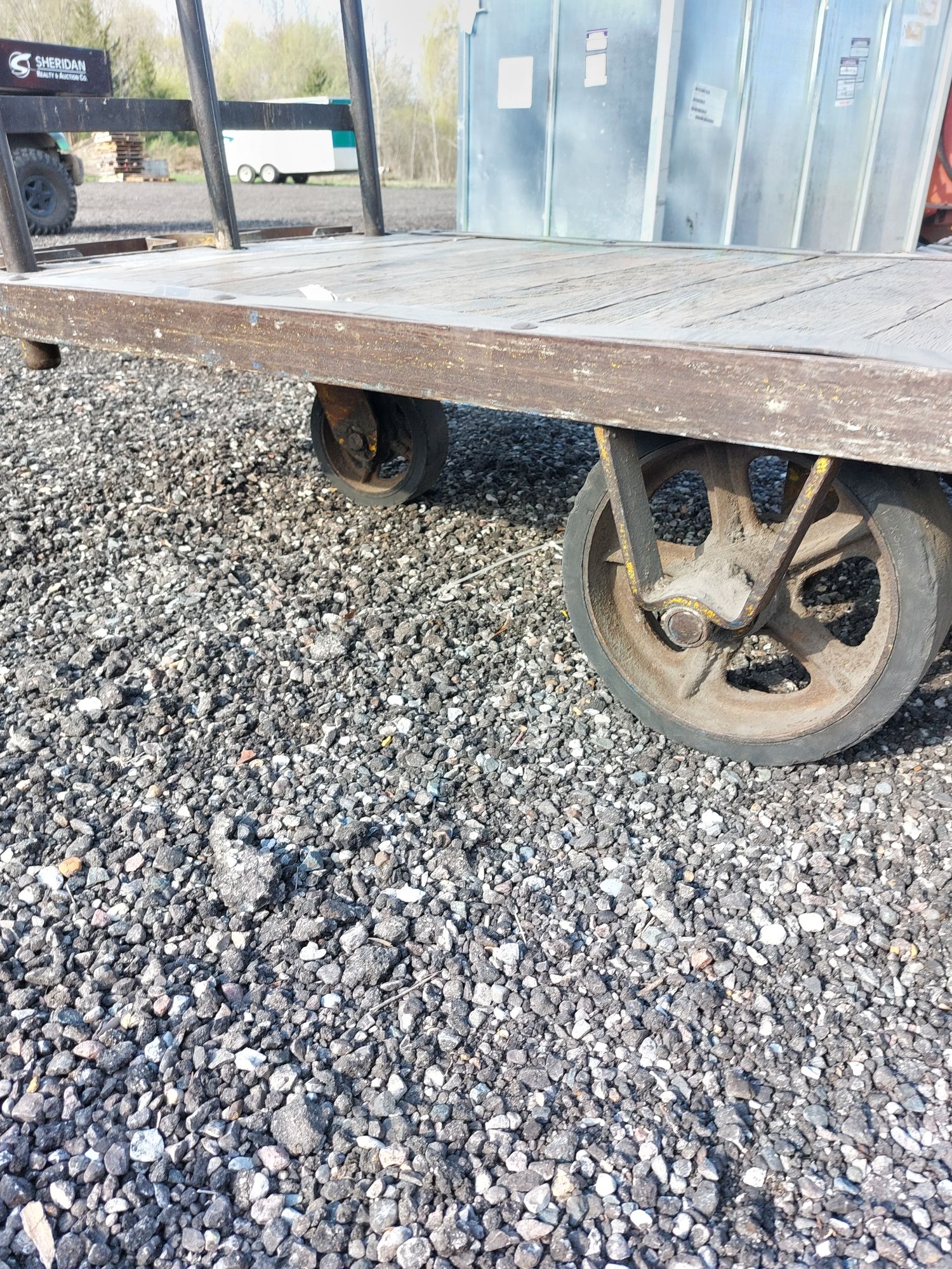 Lot image 4