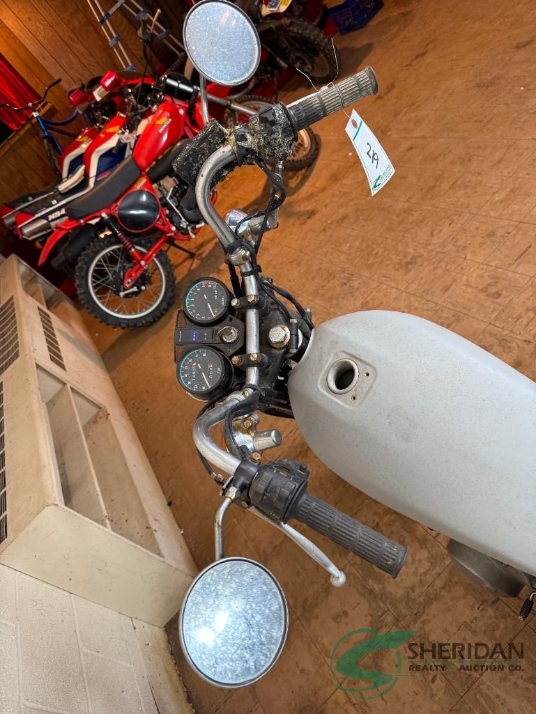 Lot image 12