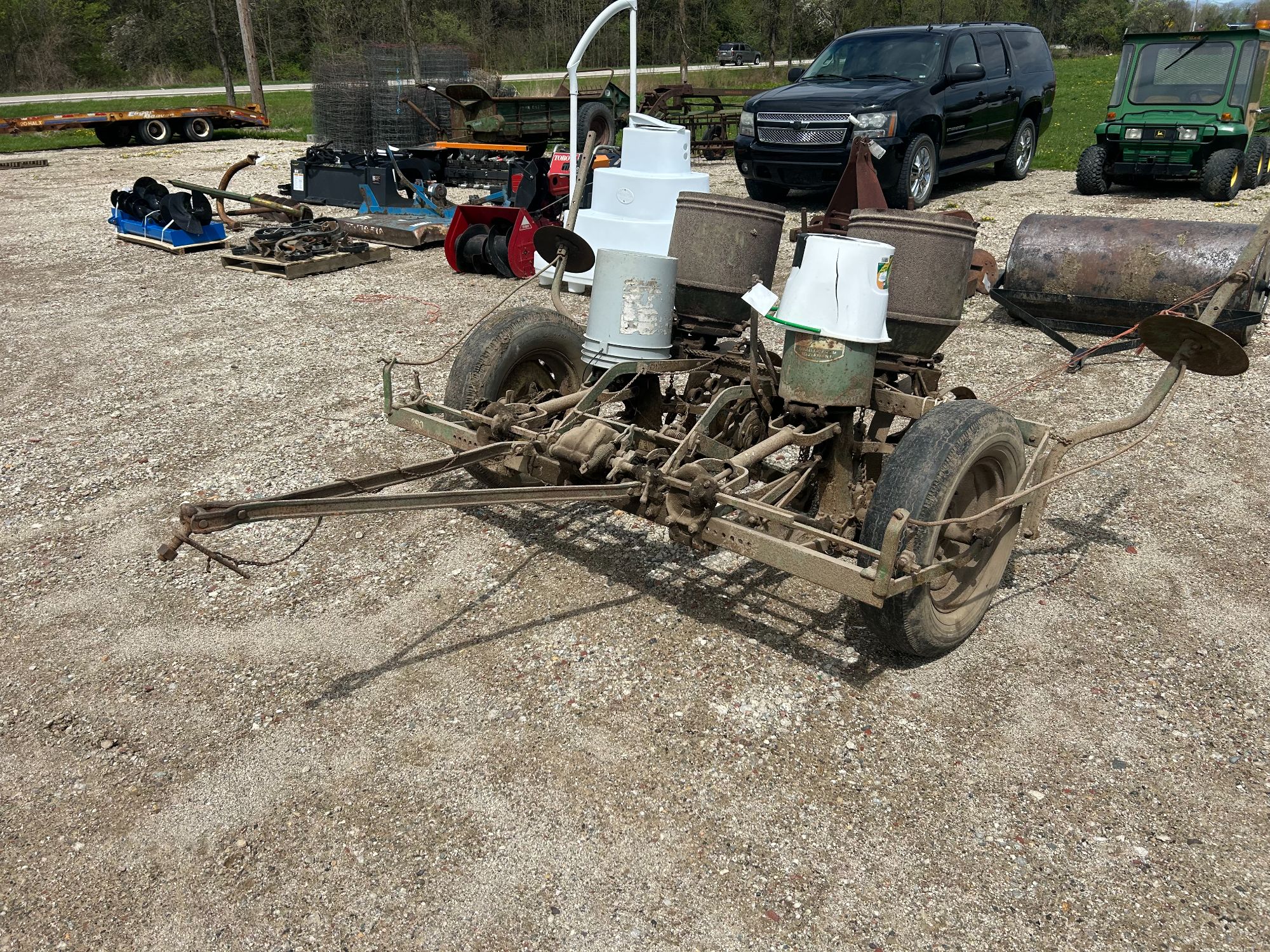 Lot image 2