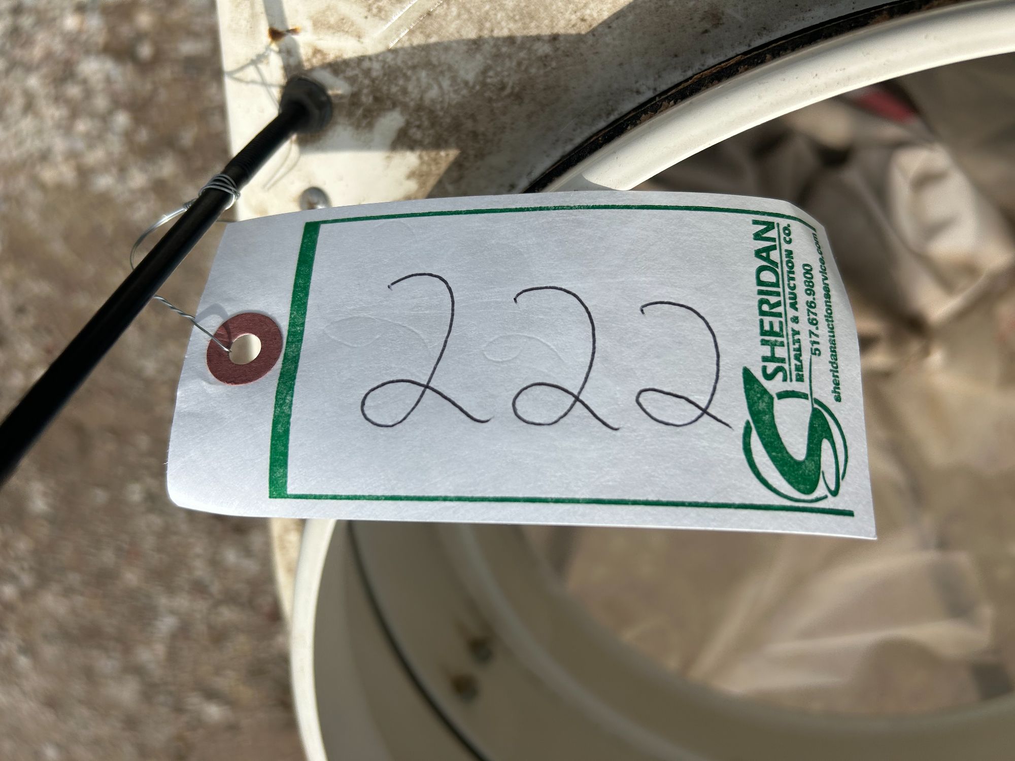 Lot image 3