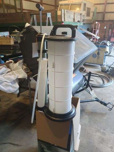 Fluid Extractor