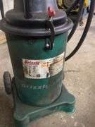 Grizzly Pneumatic Grease Pump