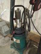 Grizzly Pneumatic Grease Pump