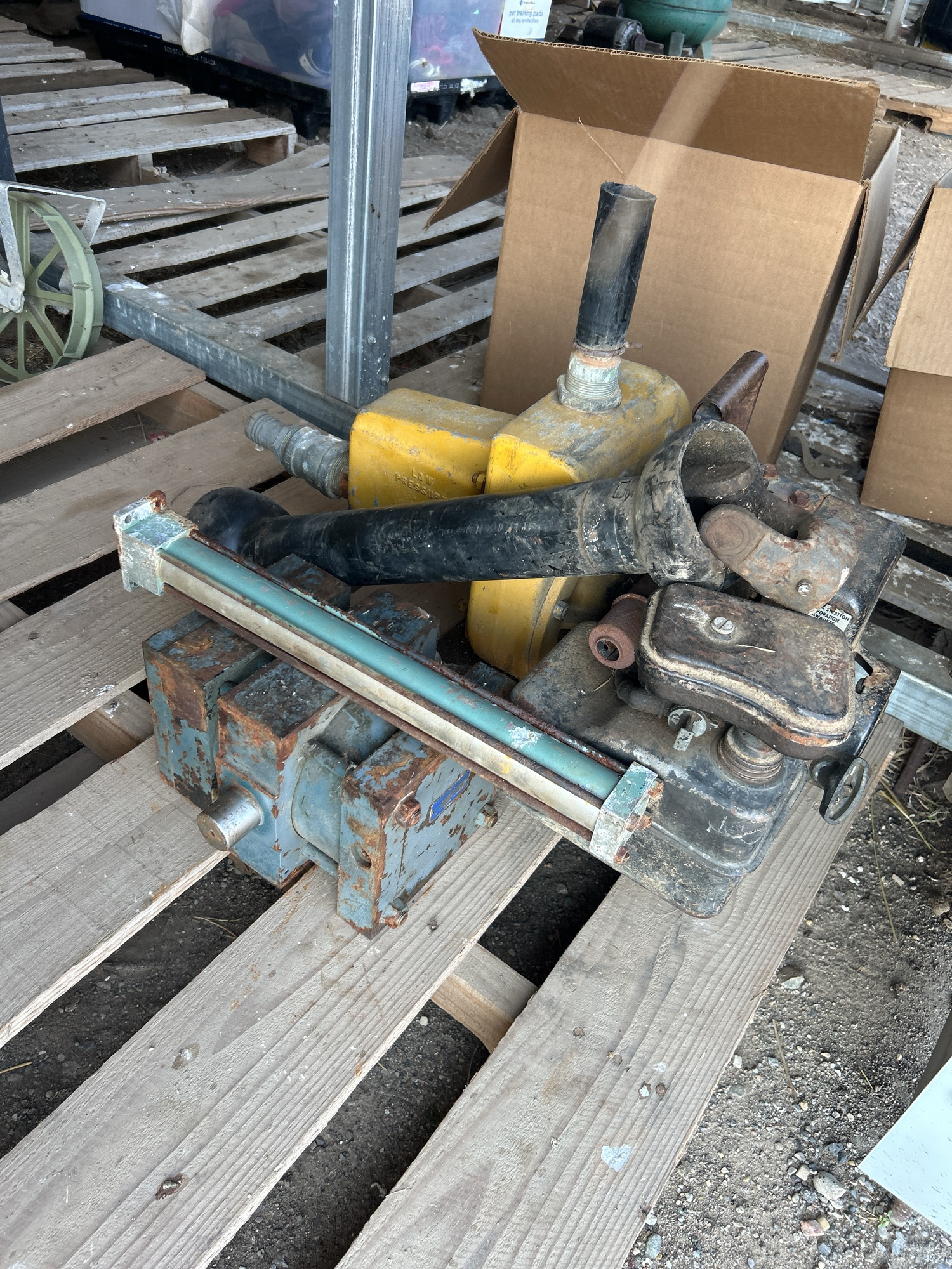Lot image 3