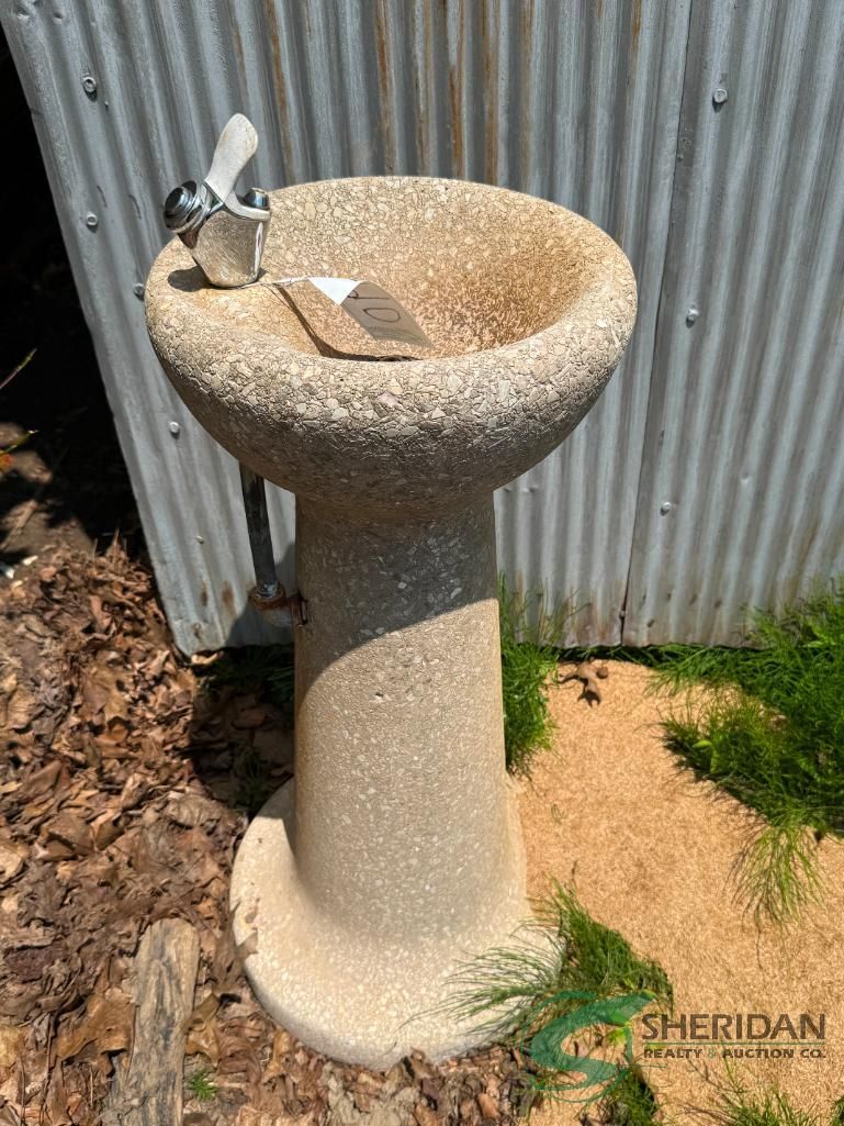 Lot image 2