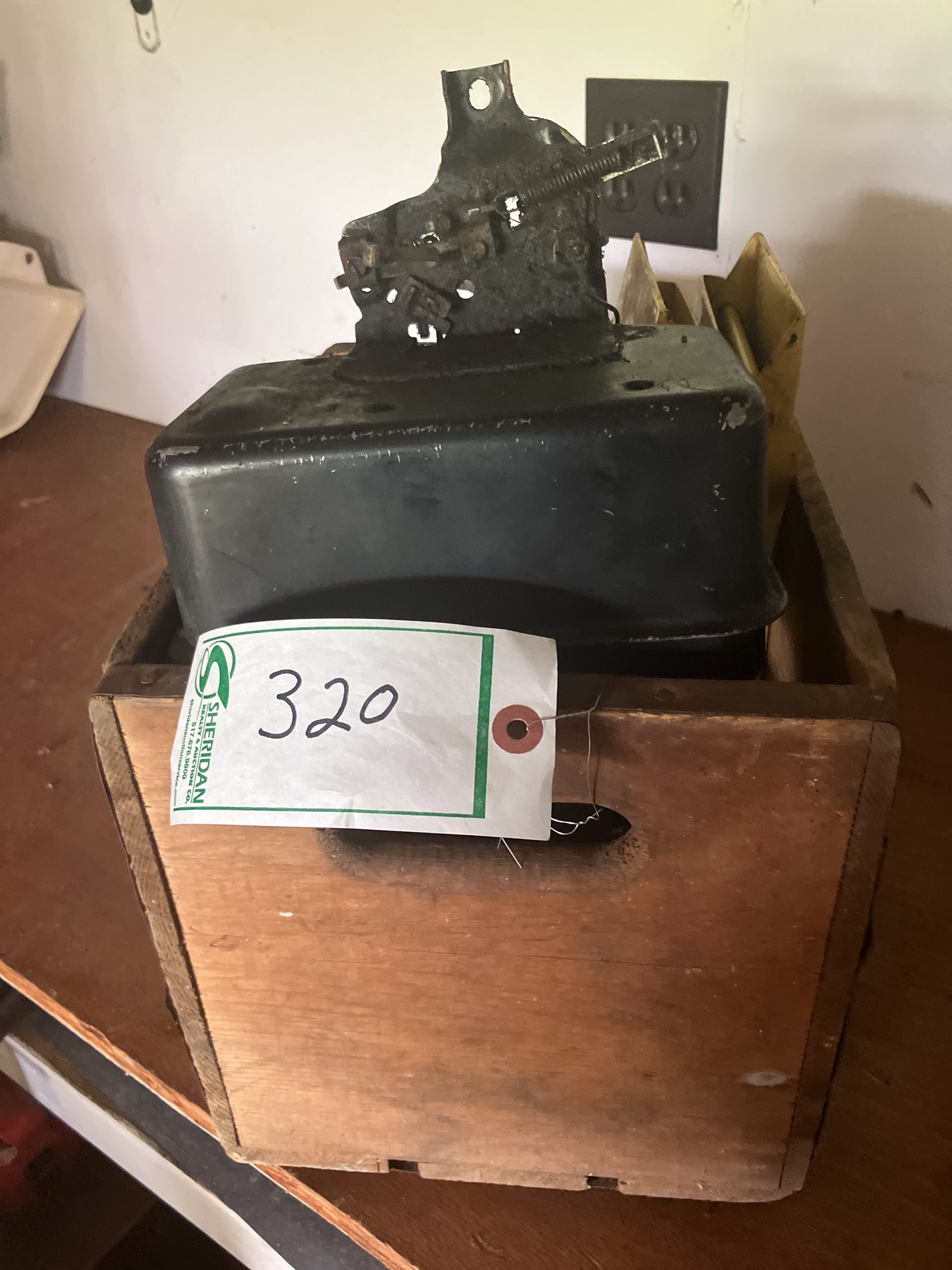 Lot image 1